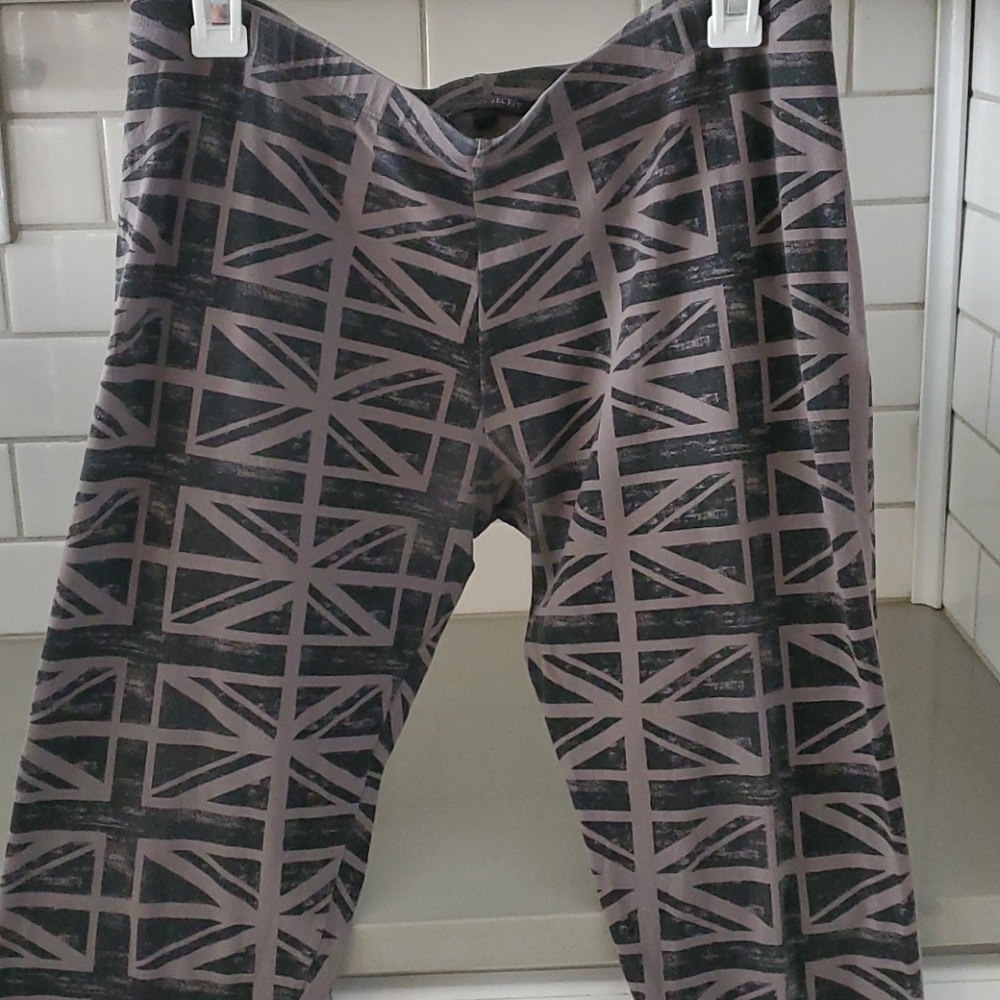 Victoria's Secret British flag leggings